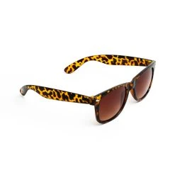 Front Page 16 Unbranded Retro Wayfarer Sunglasses In Gloss Tortoiseshell